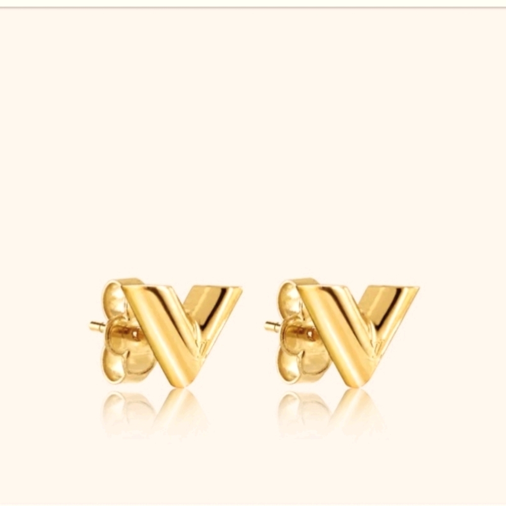 Louis Vuitton stud earrings